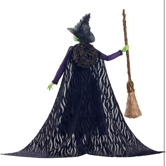 Wicked Elphaba doll NEW Collector’s item - Picture 8 of 10